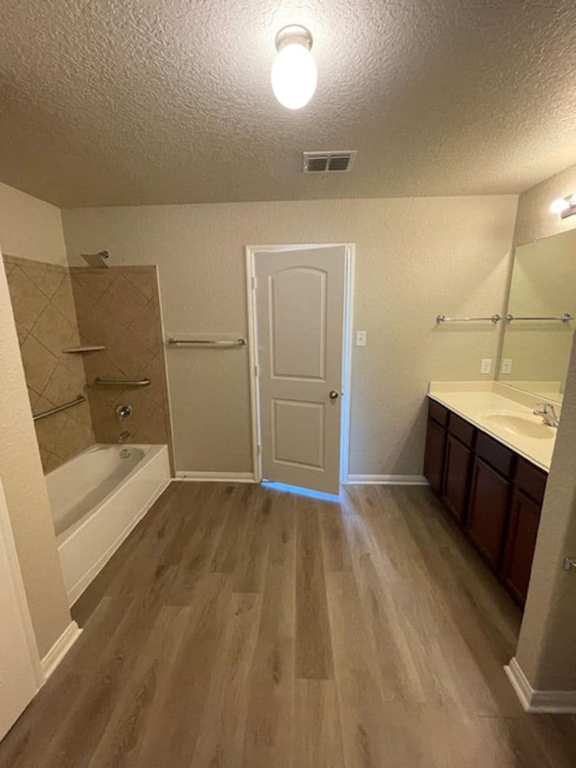 San Antonio House: 3618 Foster Meadows