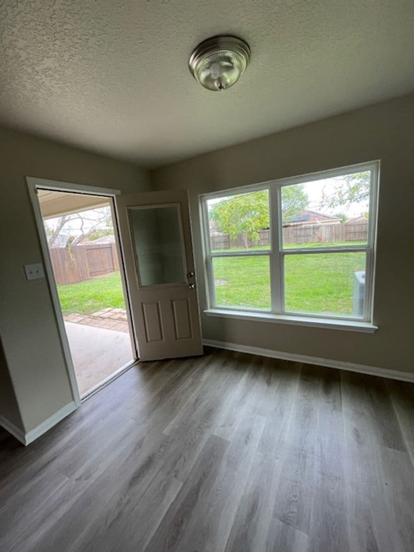 San Antonio House: 3618 Foster Meadows