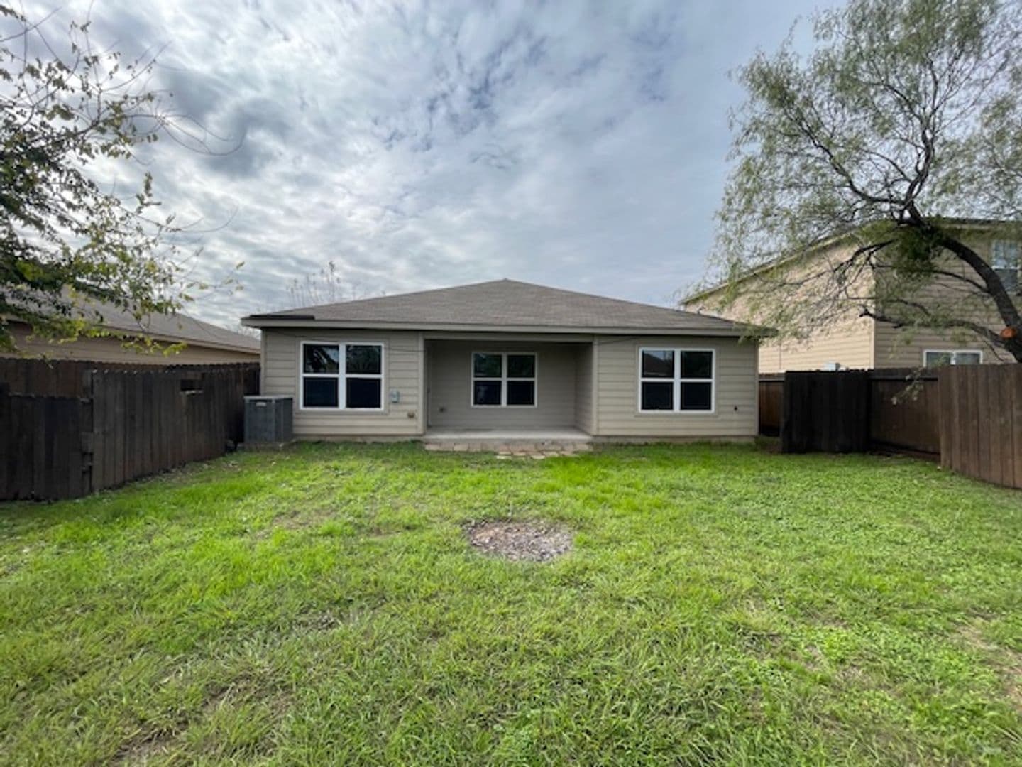 San Antonio House: 3618 Foster Meadows