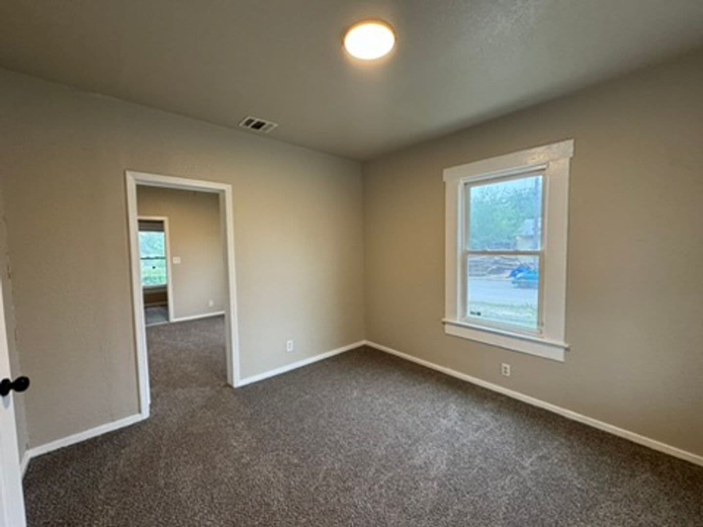 San Antonio House: 420 Clark Avenue