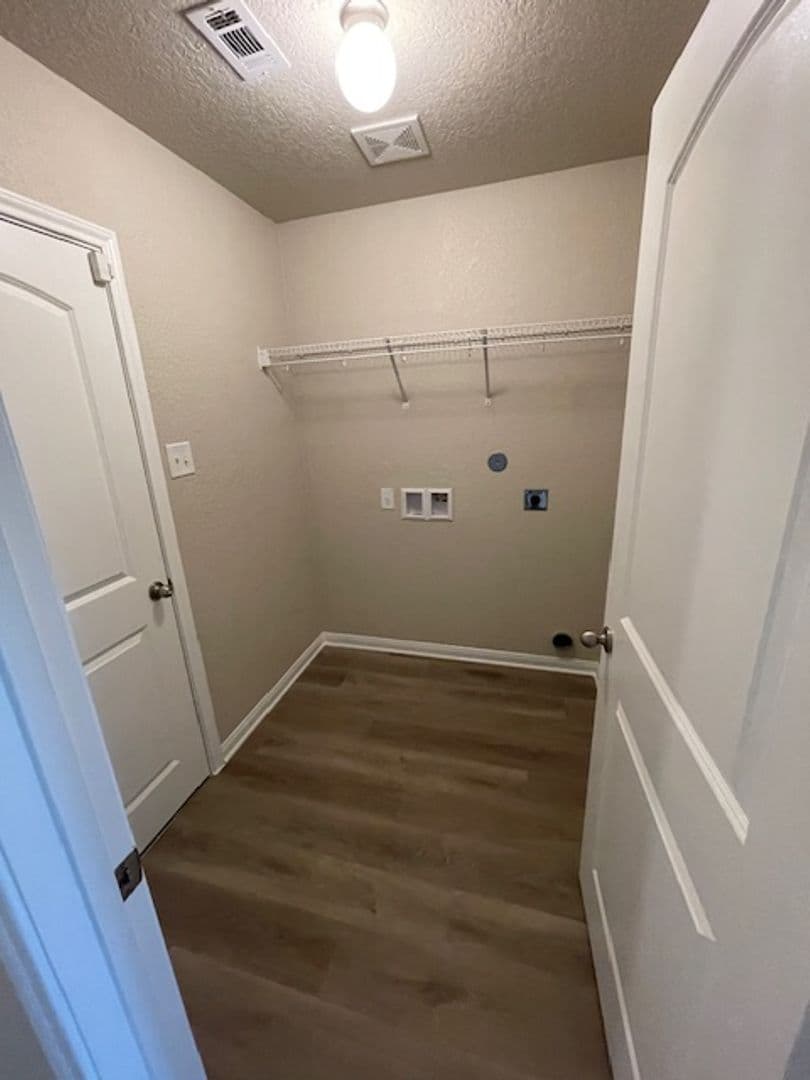 San Antonio House: 3618 Foster Meadows