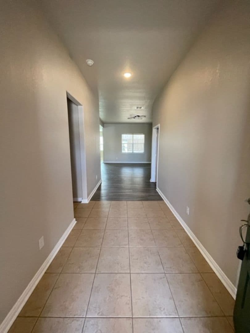New Braunfels House: 6350 Daisy Way