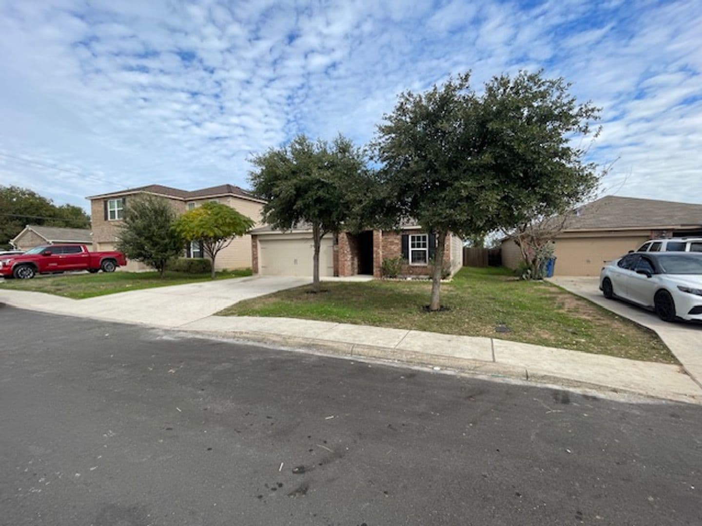 San Antonio House: 3618 Foster Meadows