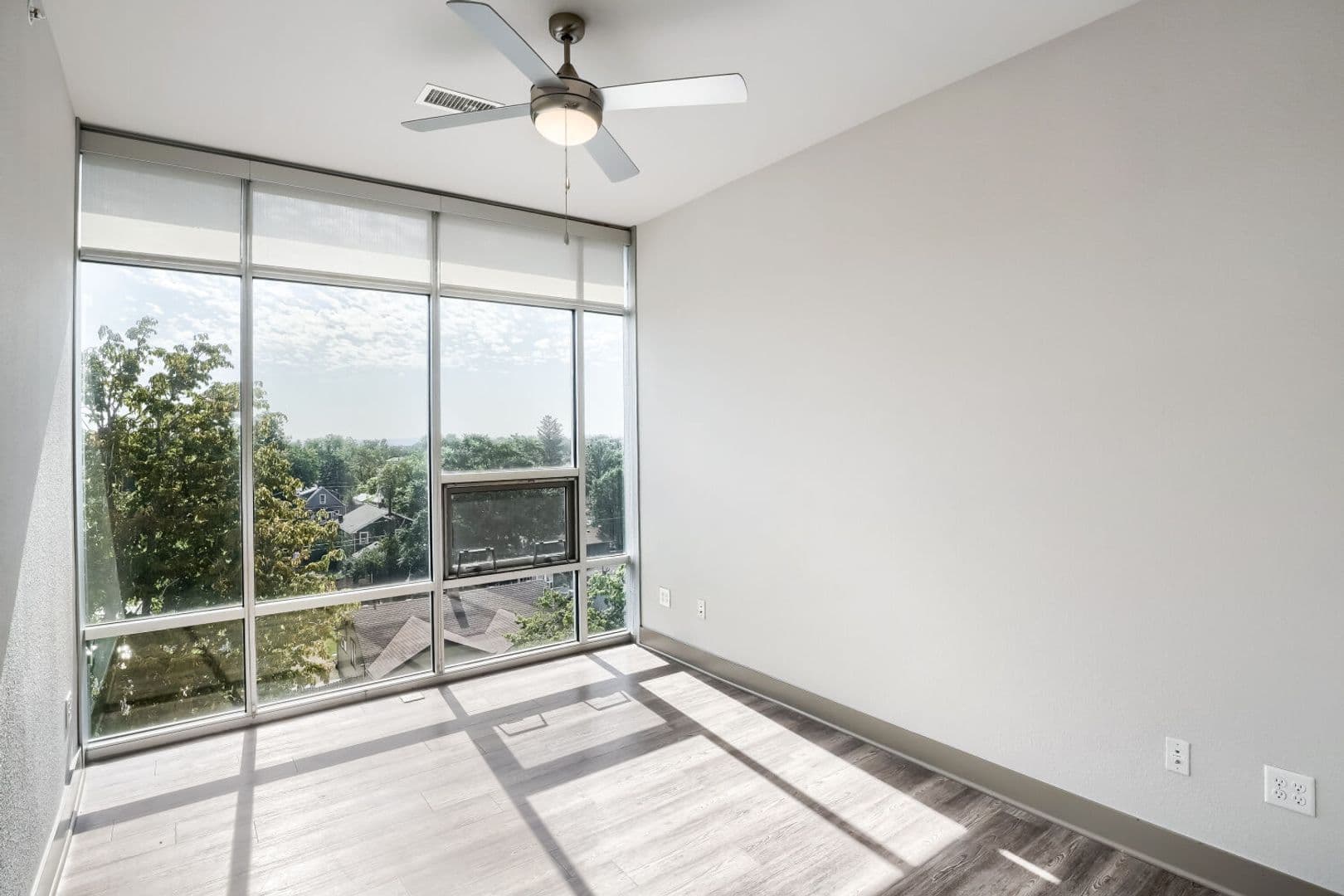 Denver Apartment: 4923 King St