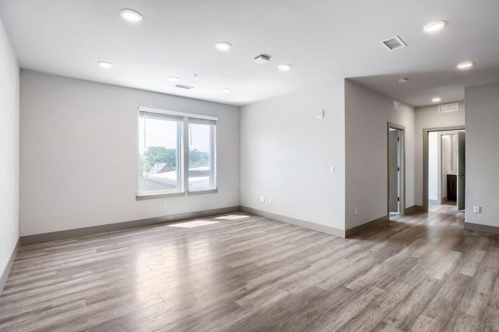 Denver Apartment: 4923 King St