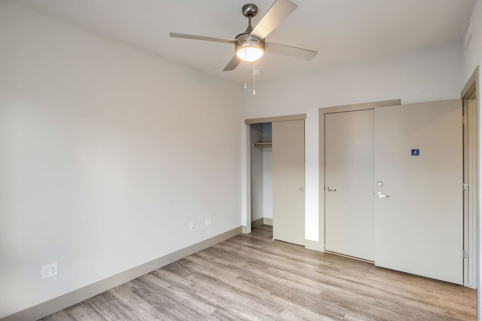 Denver Apartment: 4923 King St