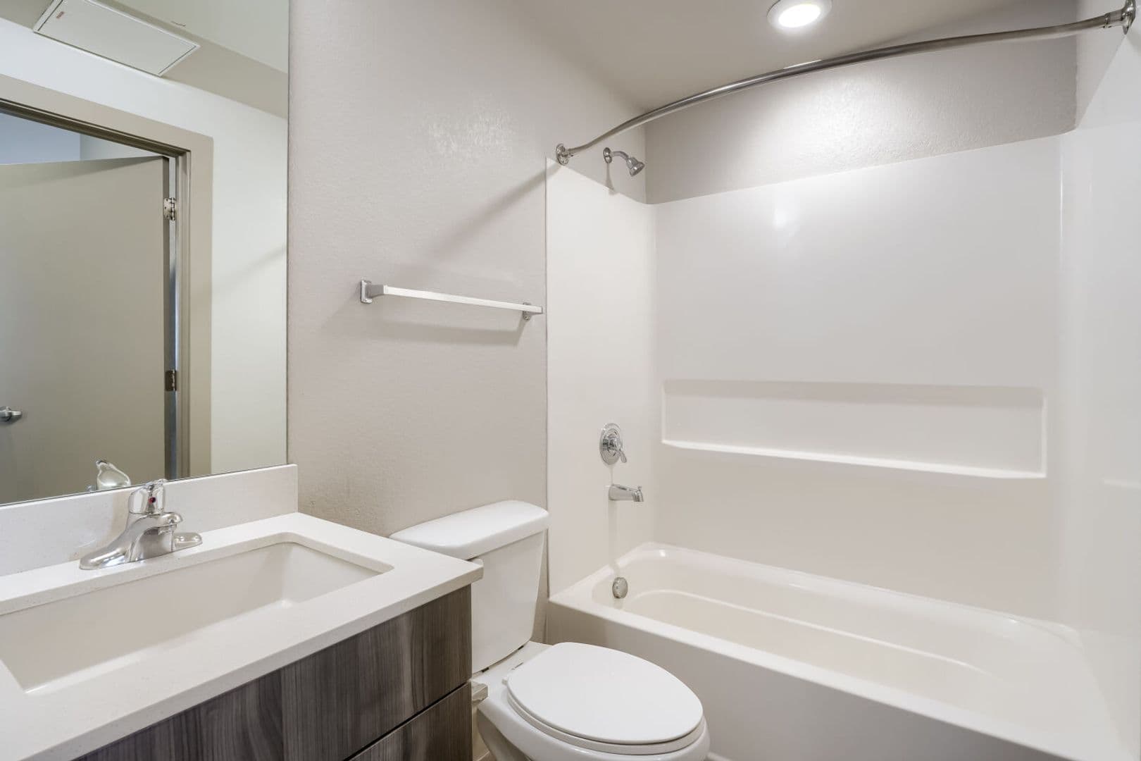 Denver Apartment: 4923 King St