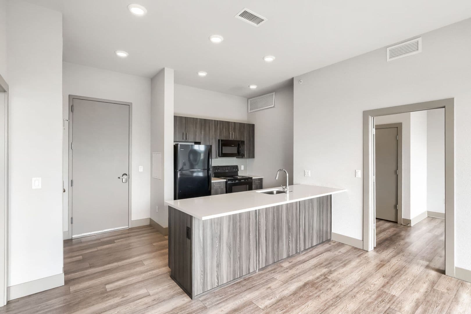 Denver Apartment: 4923 King St