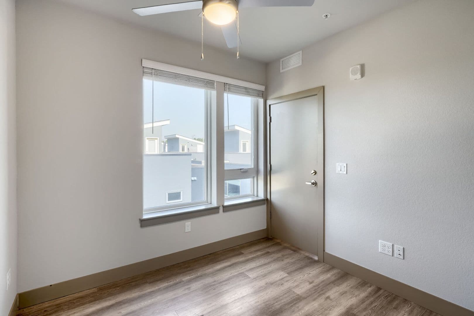 Denver Apartment: 4923 King St