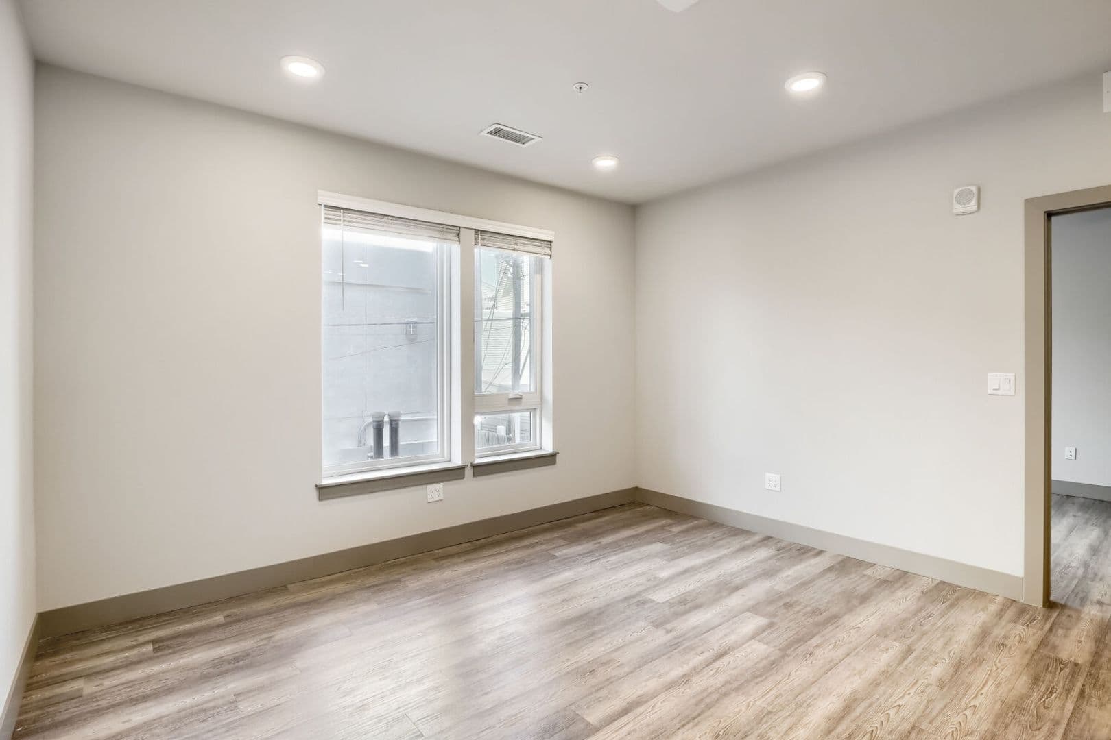 Denver Apartment: 4923 King St