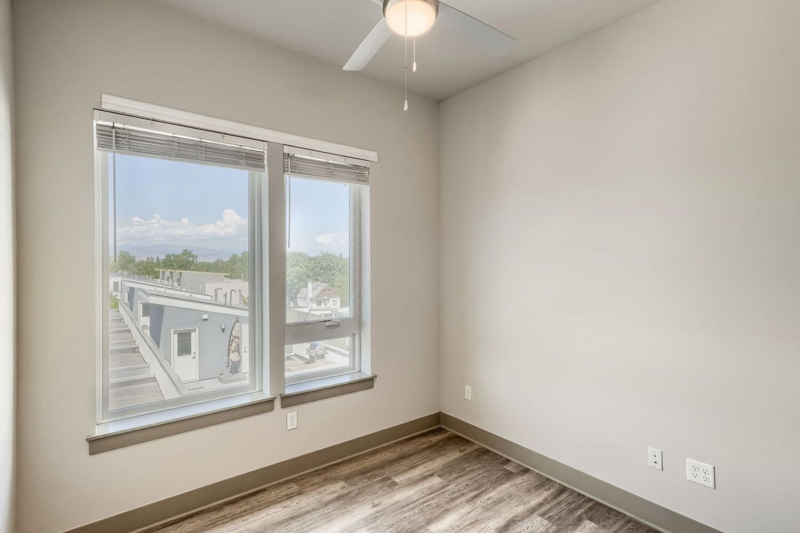 Denver Apartment: 4923 King St