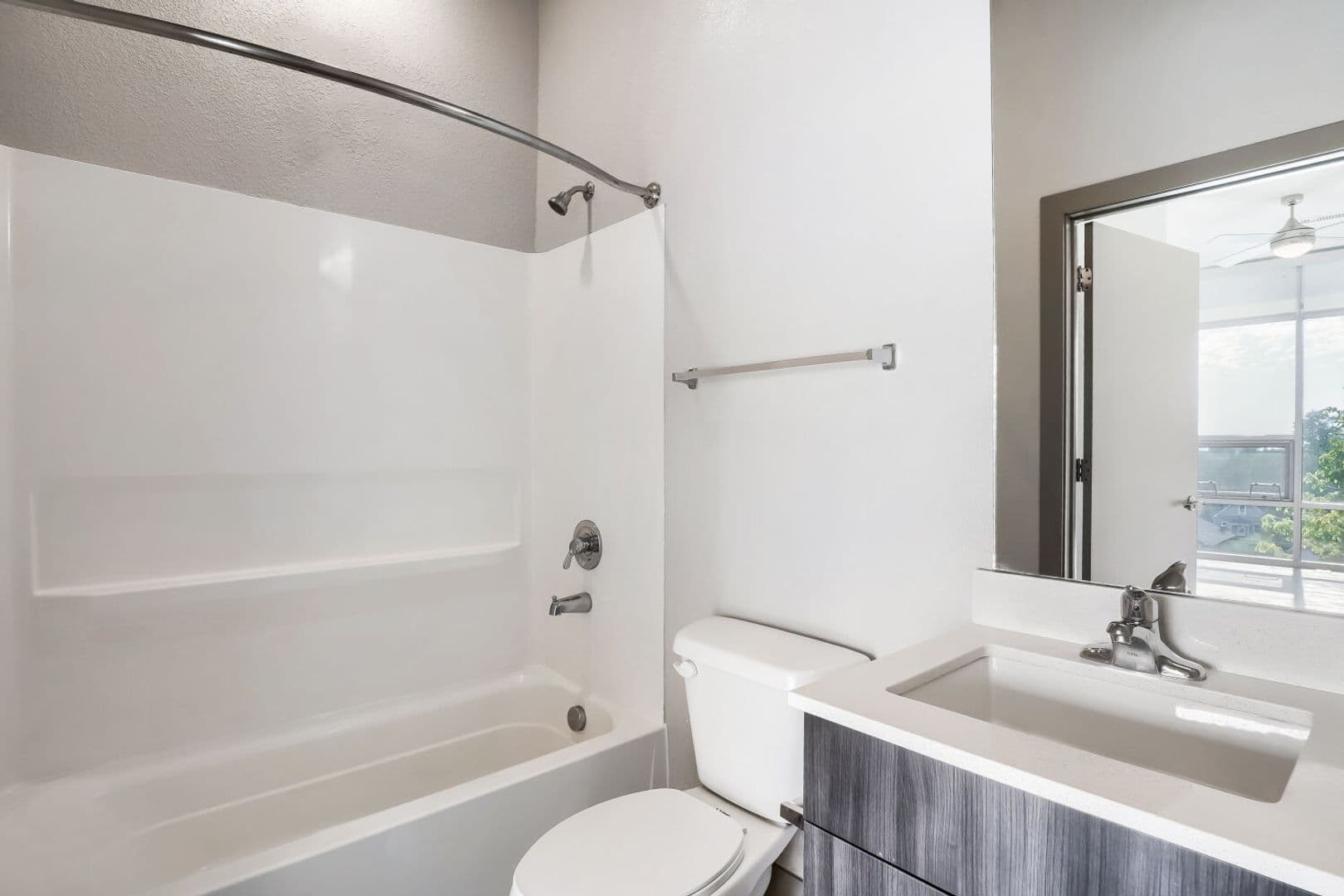 Denver Apartment: 4923 King St