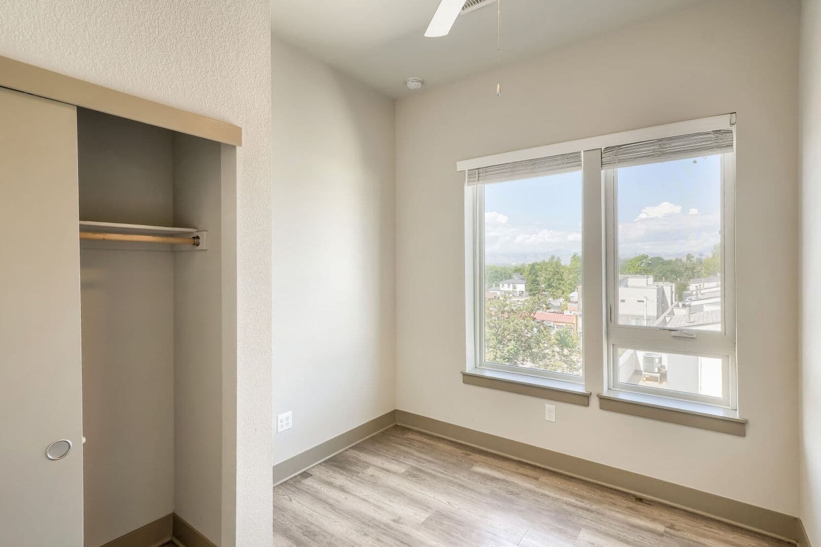 Denver Apartment: 4923 King St
