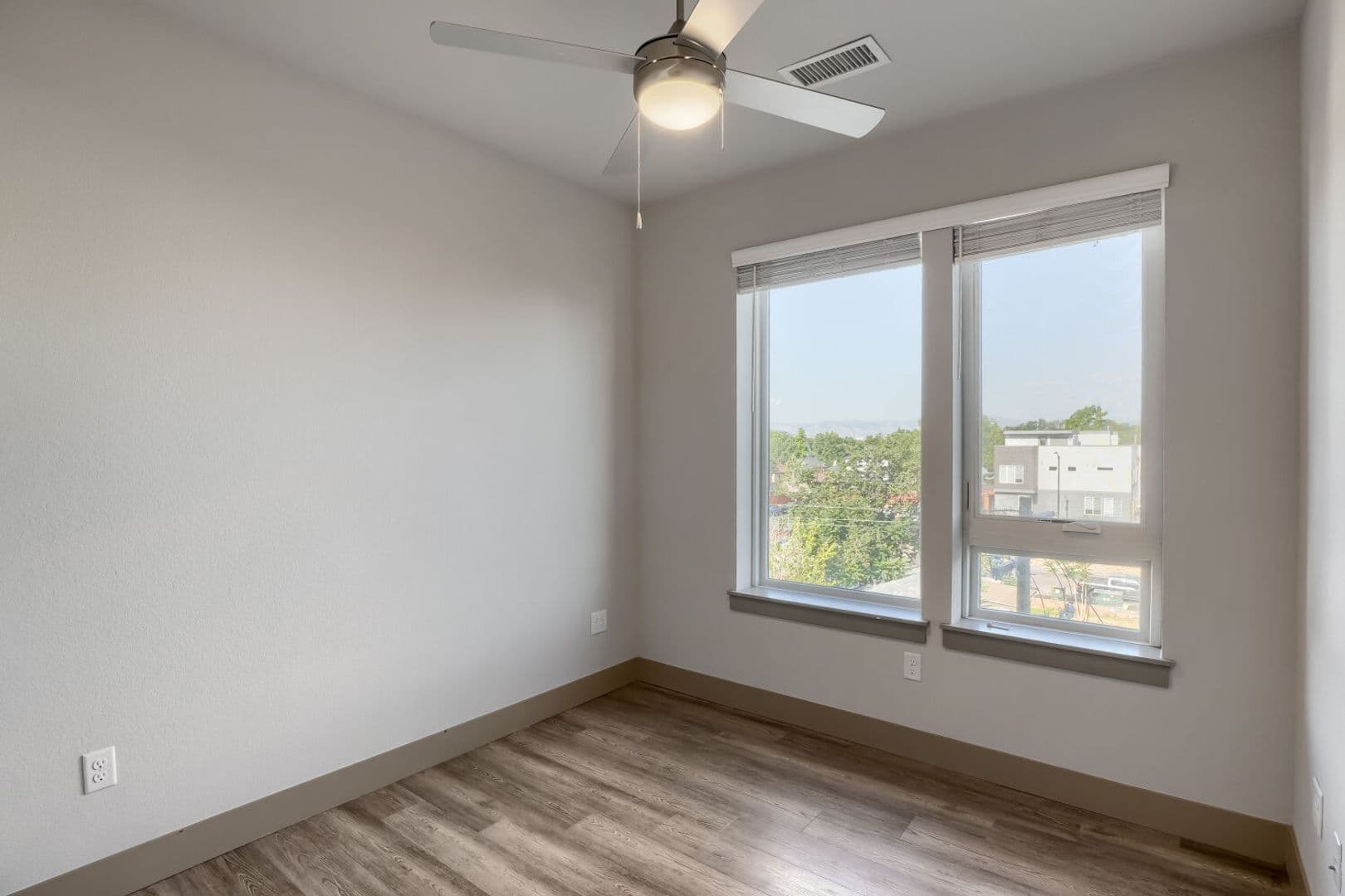 Denver Apartment: 4923 King St