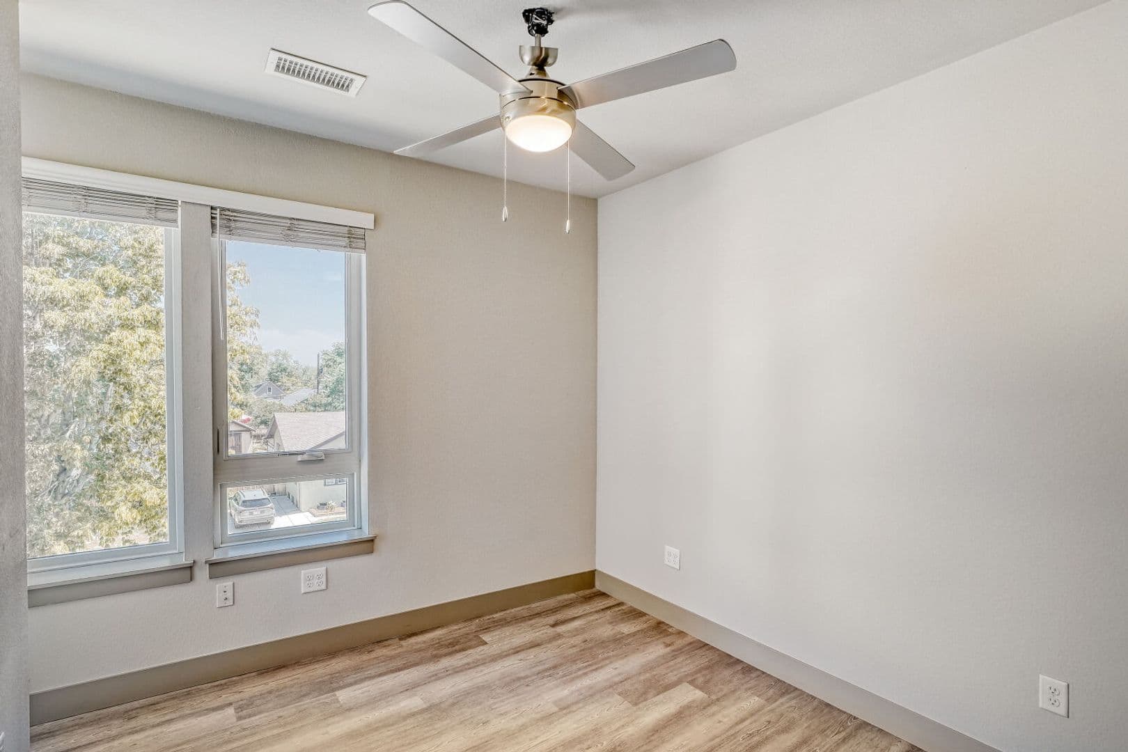 Denver Apartment: 4923 King St