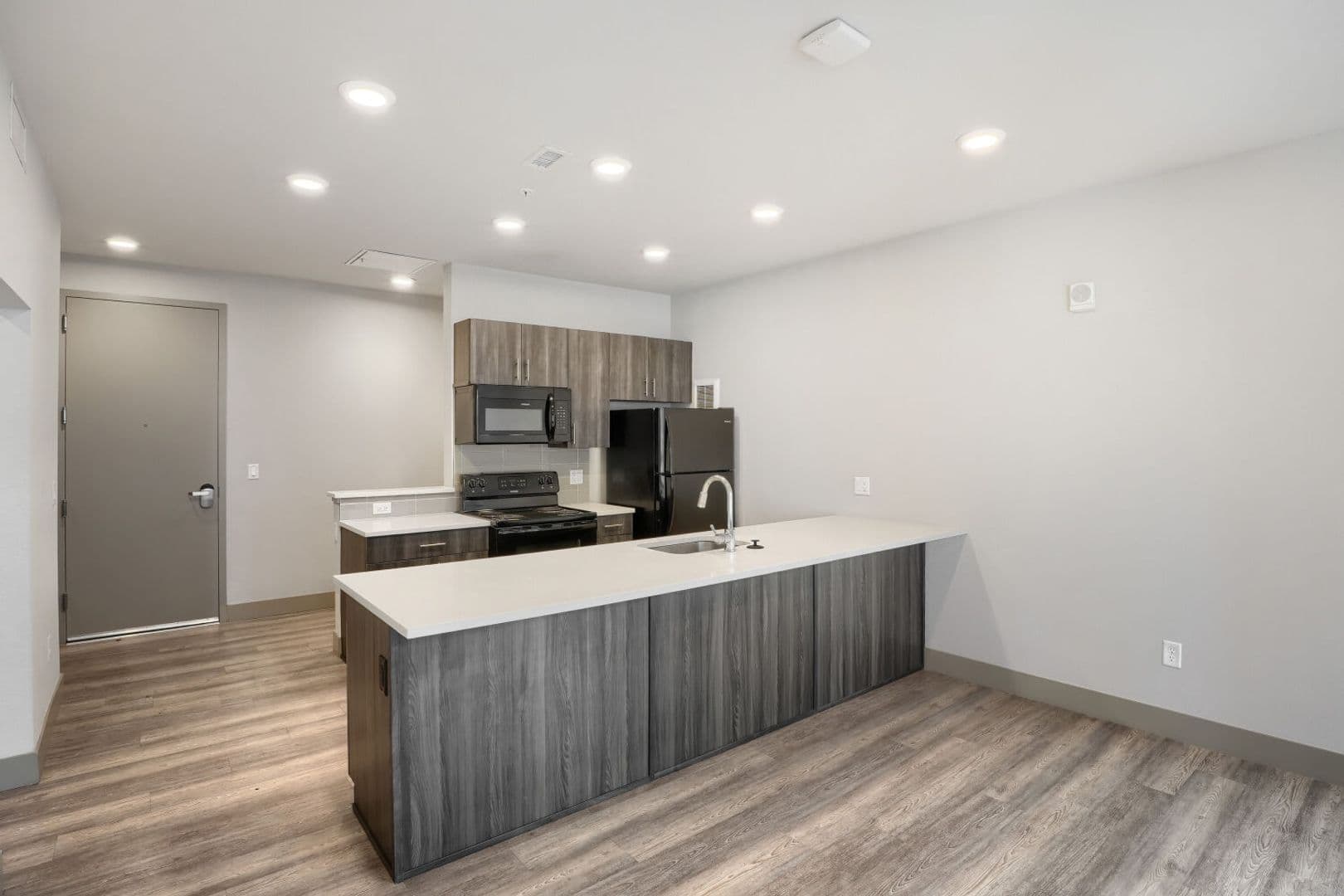 Denver Apartment: 4923 King St