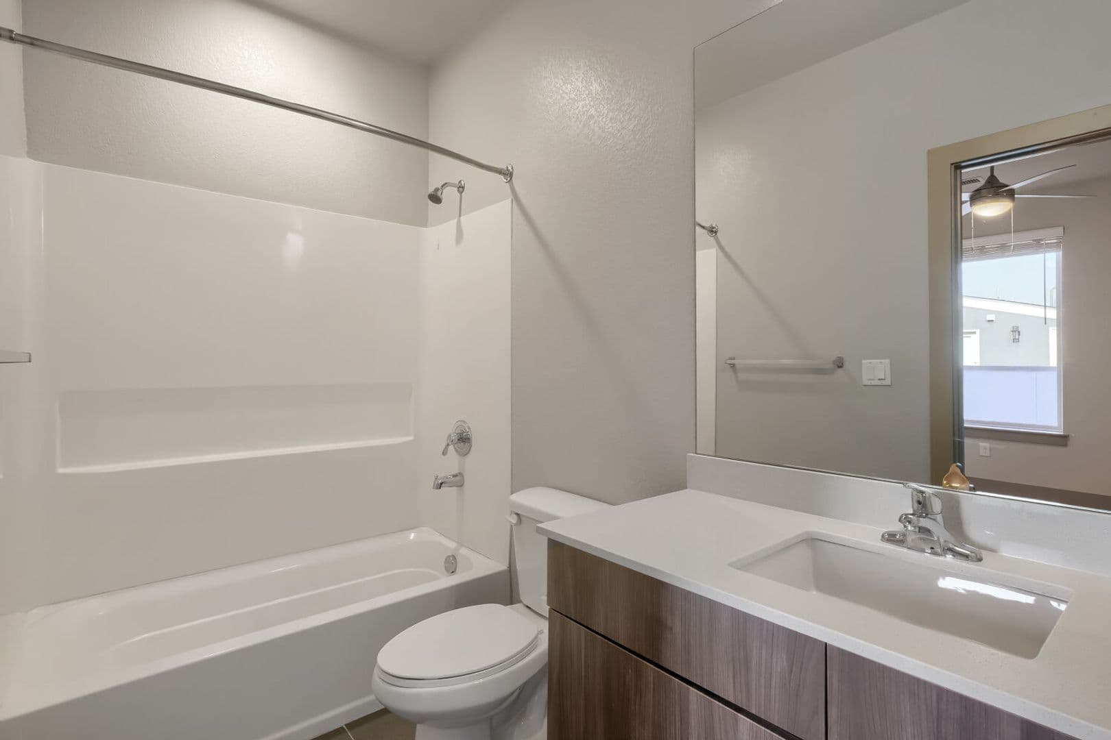Denver Apartment: 4923 King St