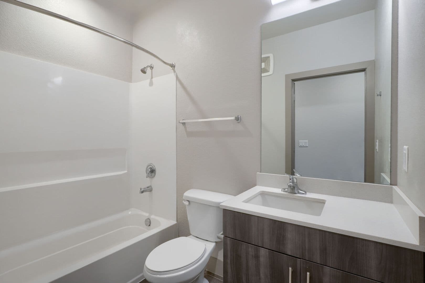 Denver Apartment: 4923 King St