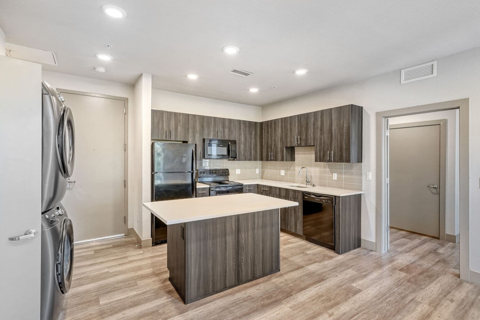 Denver Apartment: 4923 King St