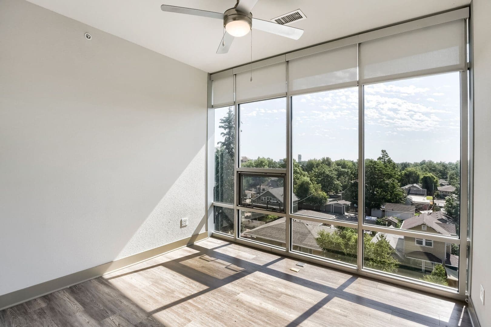 Denver Apartment: 4923 King St