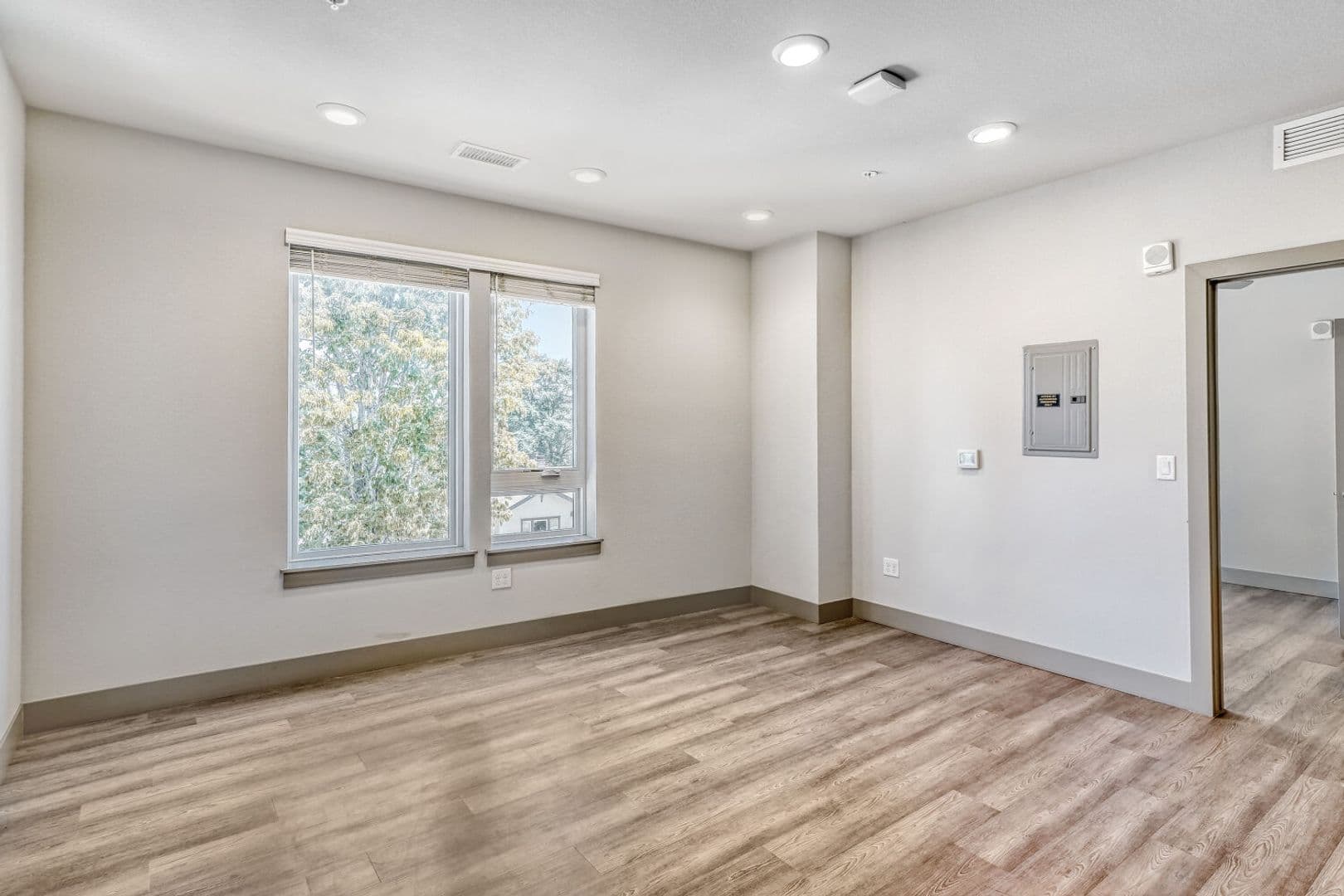 Denver Apartment: 4923 King St