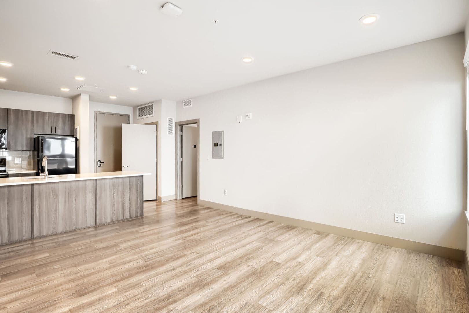 Denver Apartment: 4923 King St