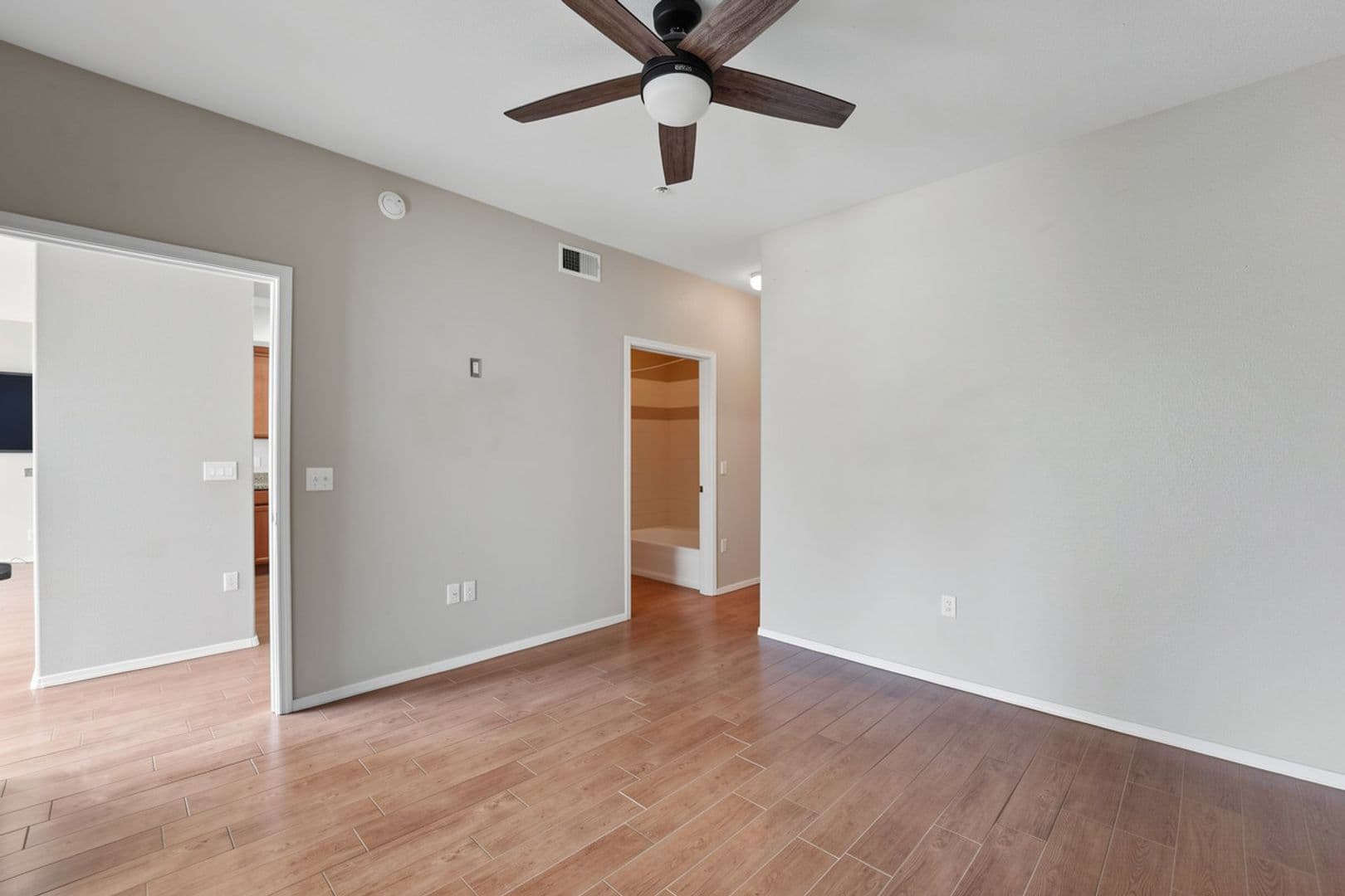 Phoenix Condo: 3236 E Chandler Blvd unit 2075