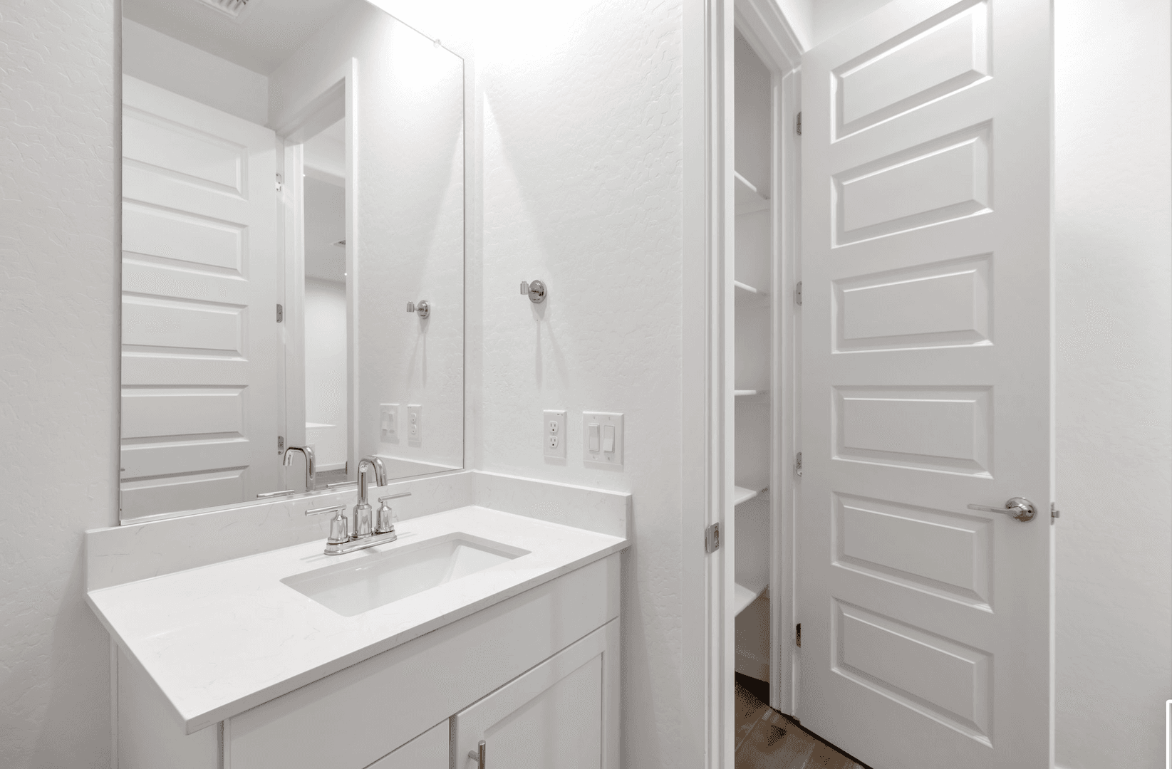 Gilbert House: 4063 E PINTO DR