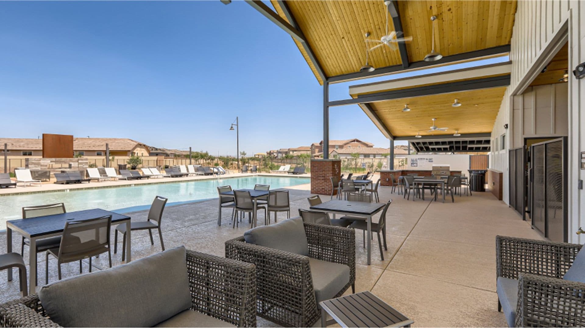 Gilbert Townhome: 4021 E CATCLAW ST