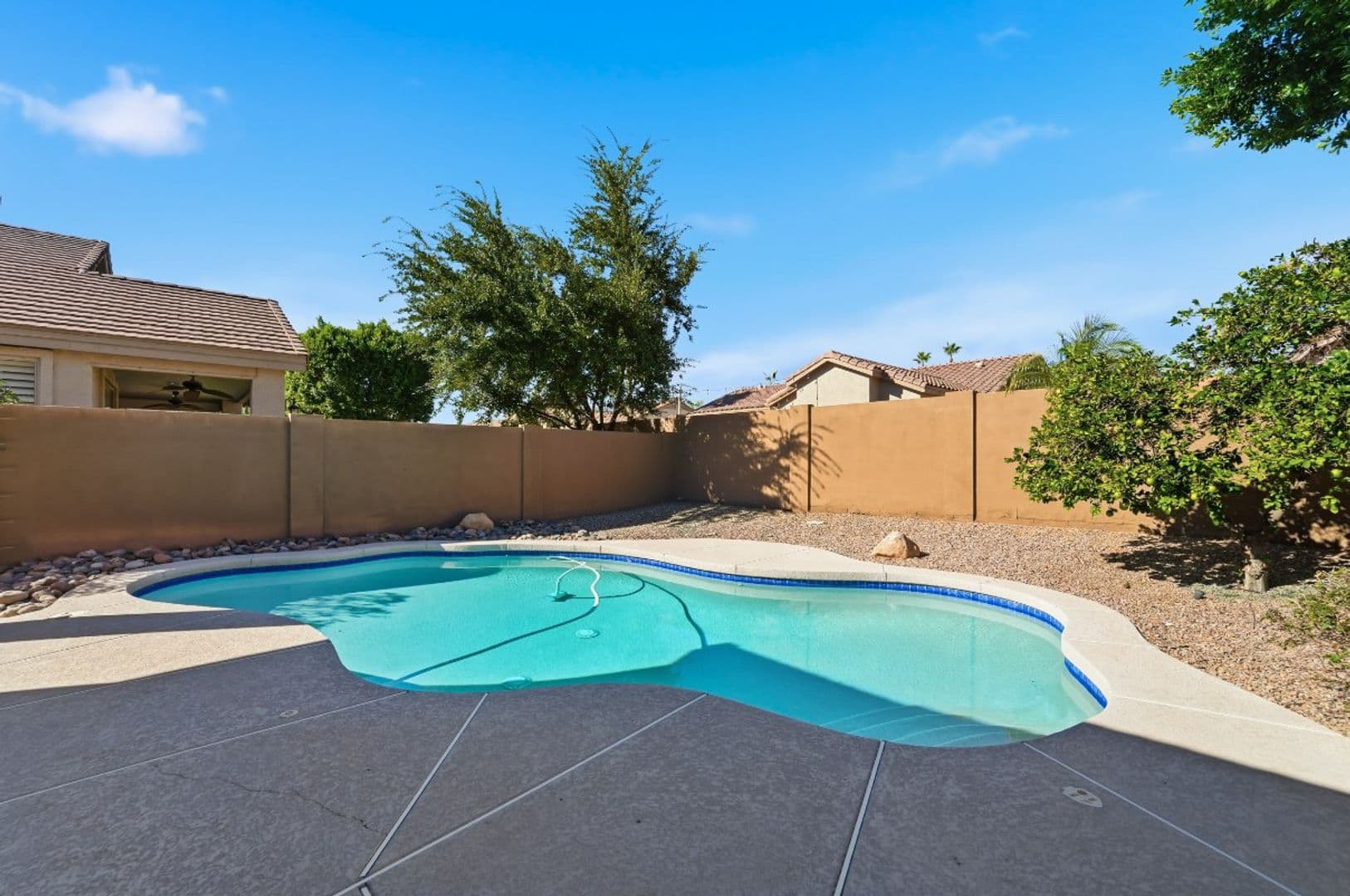 Glendale House: 7180 W Trails Dr