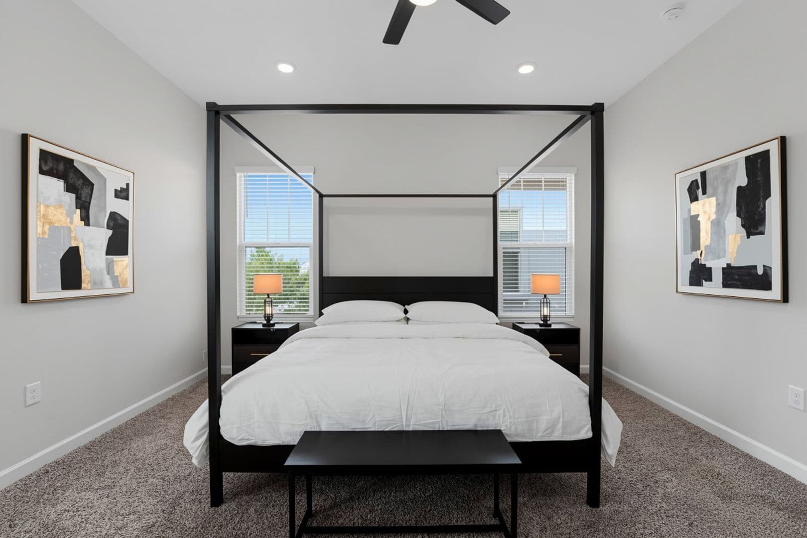 Scottsdale House: 5036 E Campo Bello Dr