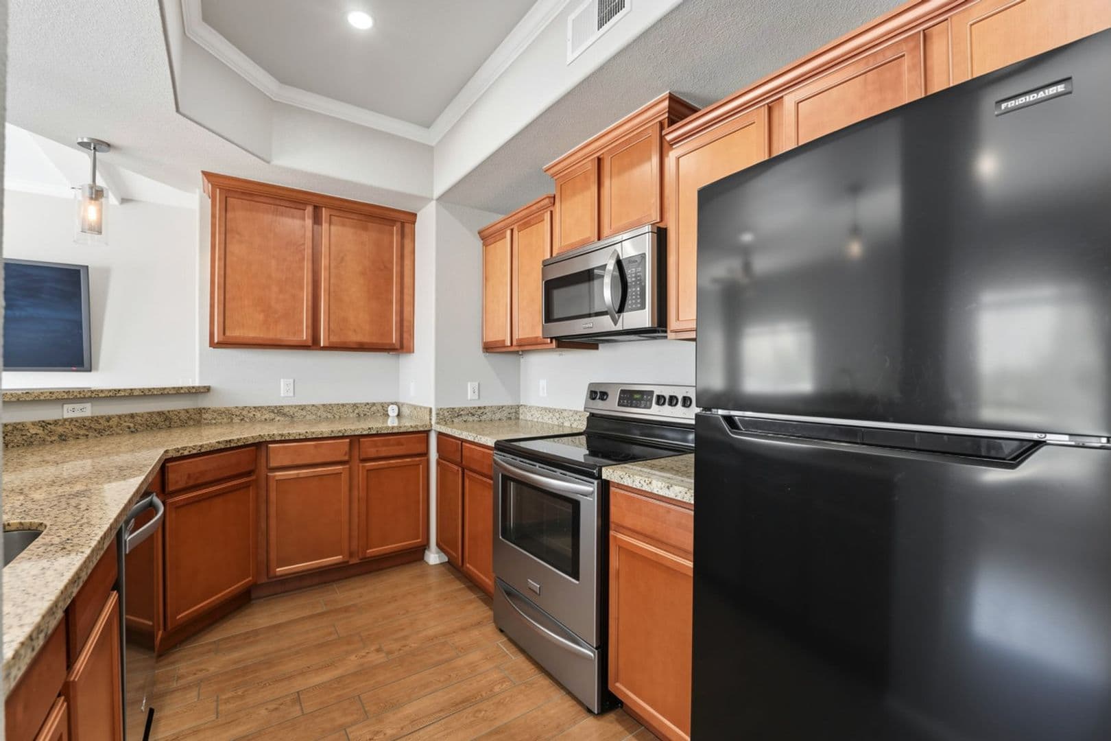 Phoenix Condo: 3236 E Chandler Blvd unit 2075