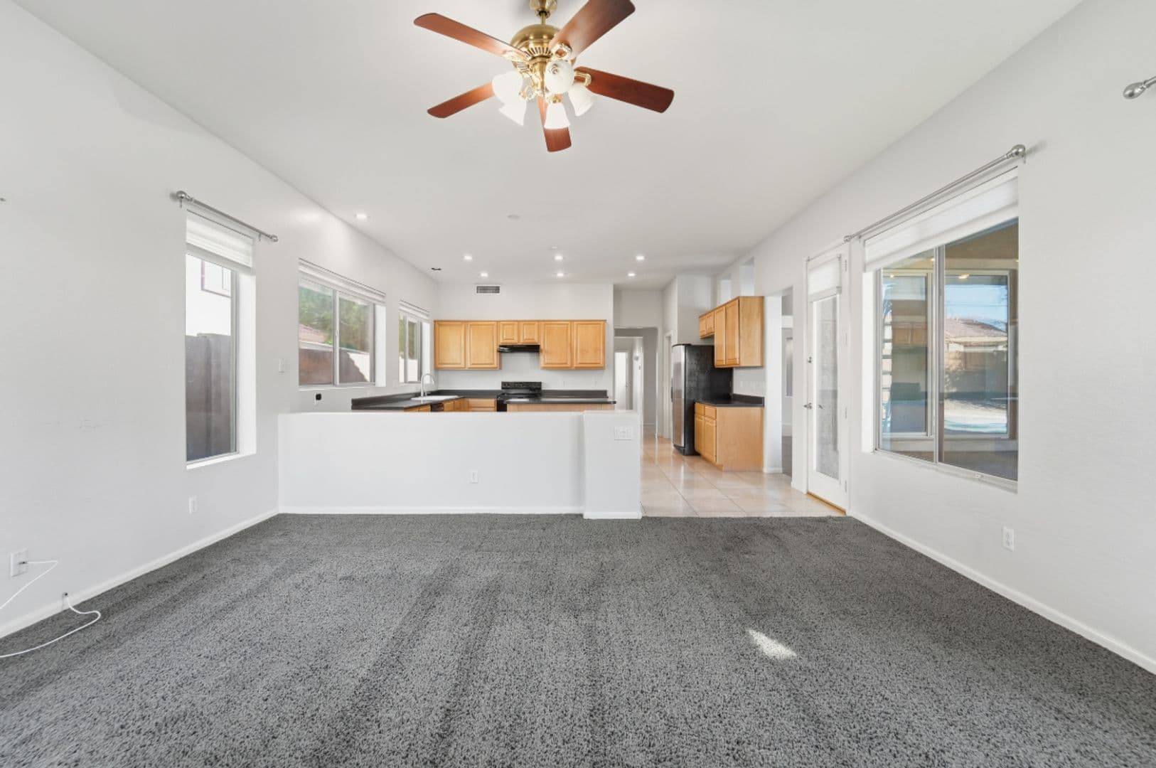 Glendale House: 7180 W Trails Dr