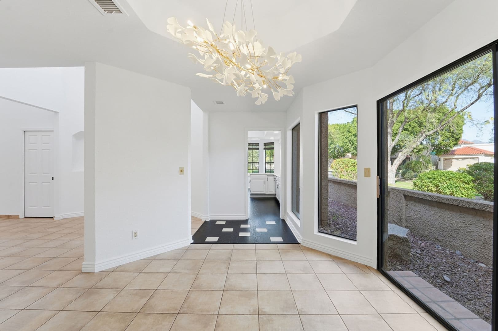 Scottsdale House: 10591 E Saddlehorn Dr
