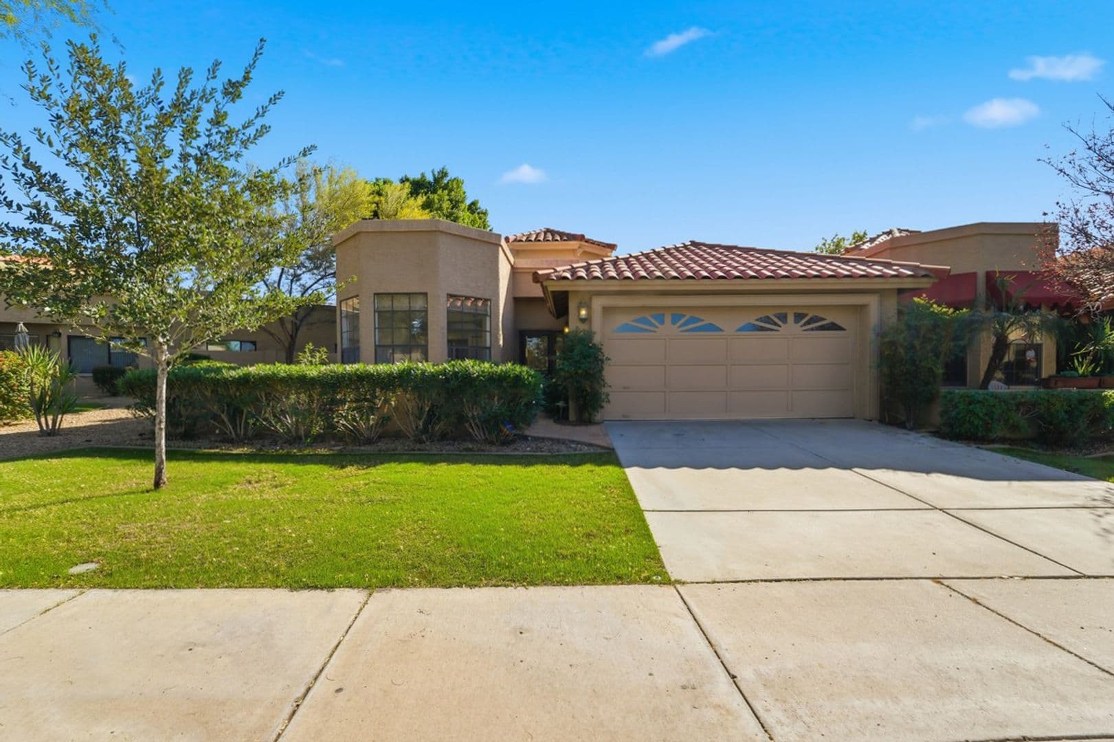 Scottsdale House: 10591 E Saddlehorn Dr