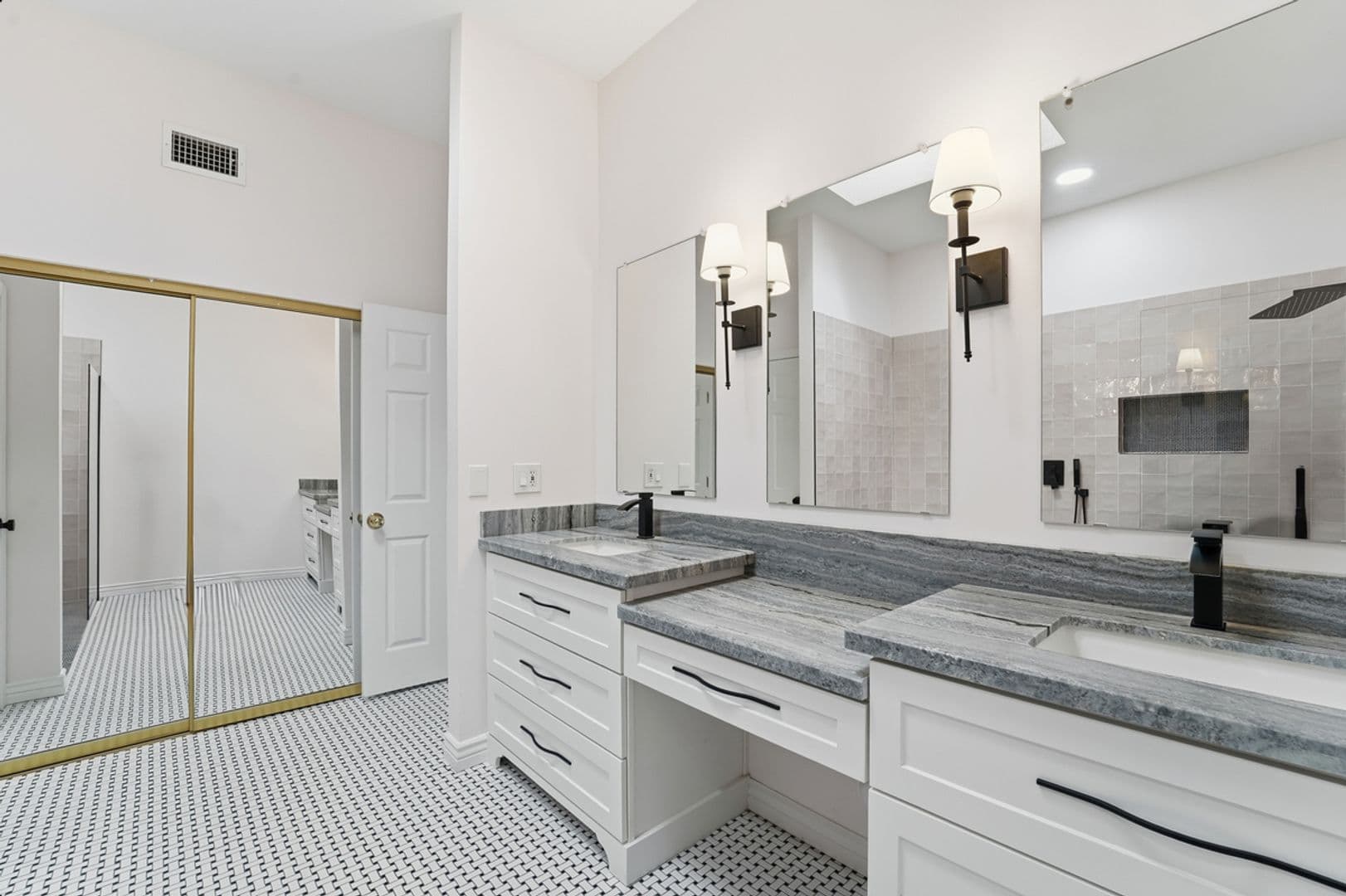 Scottsdale House: 10591 E Saddlehorn Dr