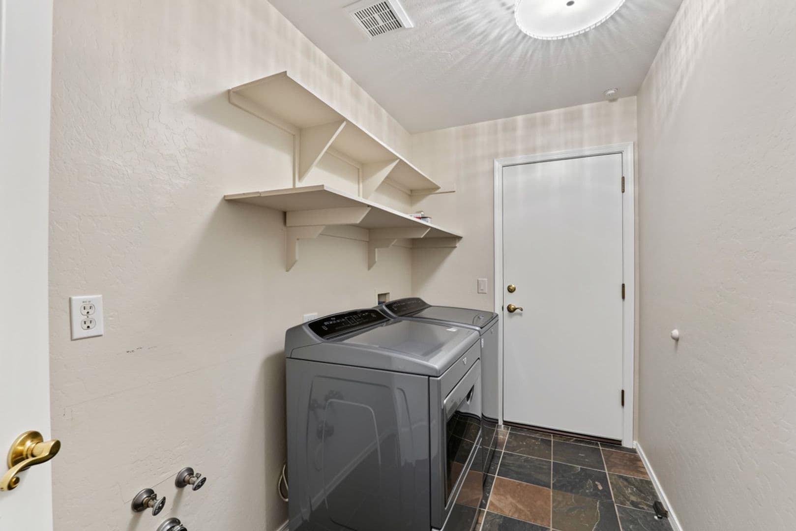 Scottsdale House: 10279 E Hillery Dr