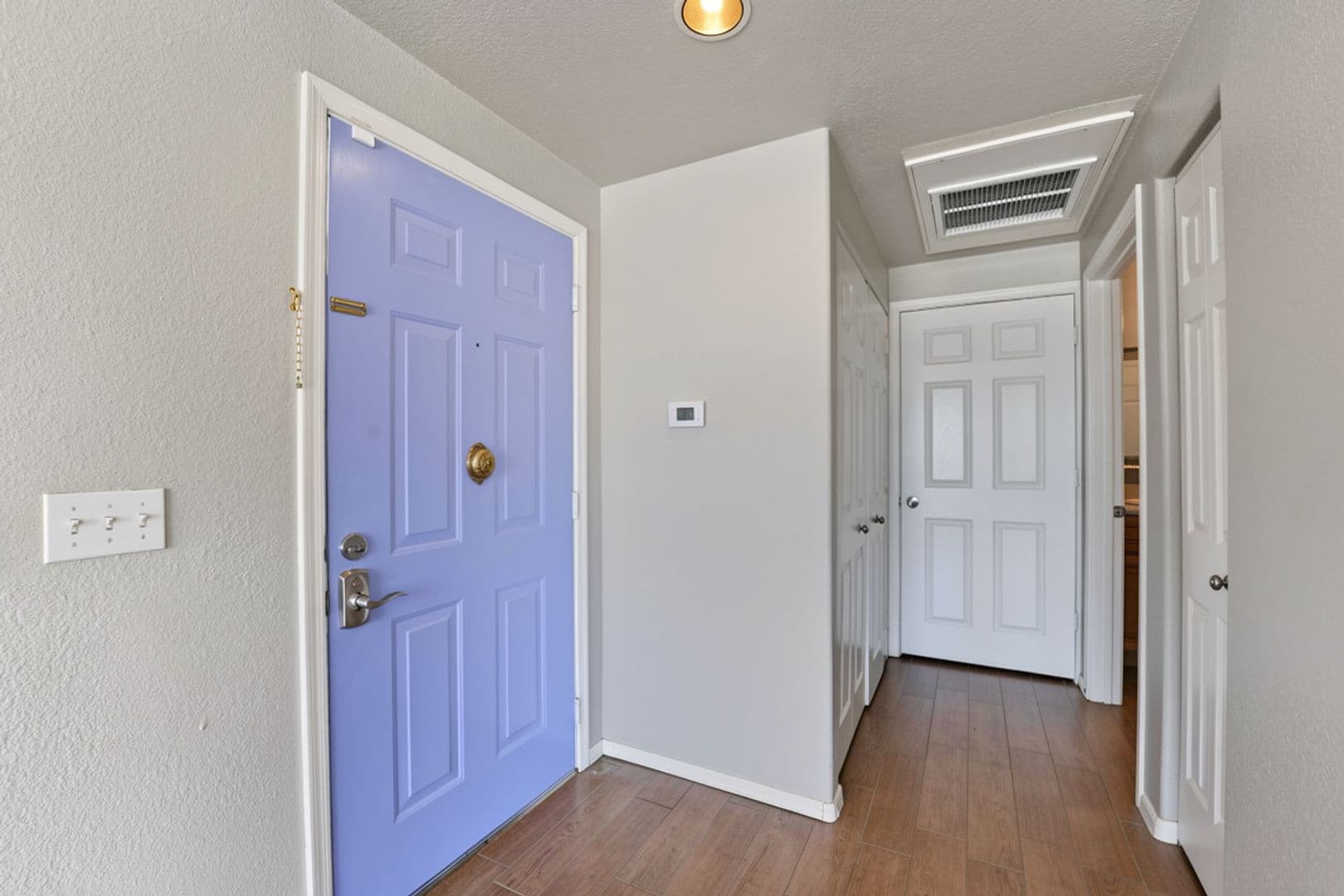 Phoenix Condo: 3236 E Chandler Blvd unit 2075