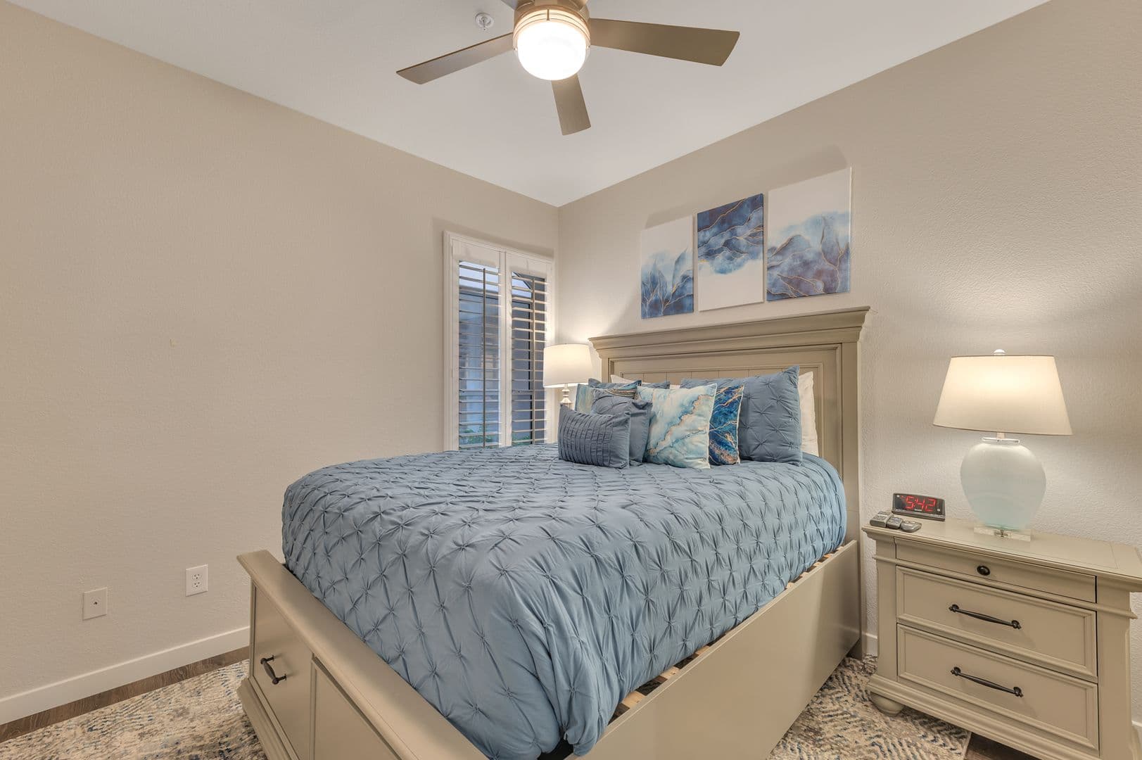 Scottsdale Condo: 8653 E Royal Palm Rd #1008