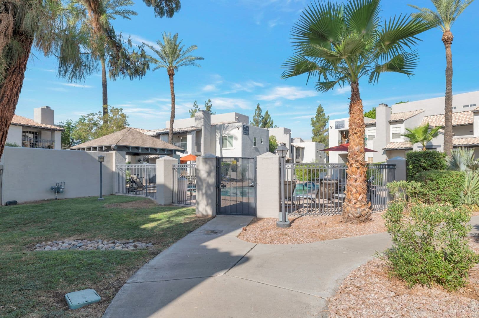 Scottsdale Condo: 14145 N 92nd St