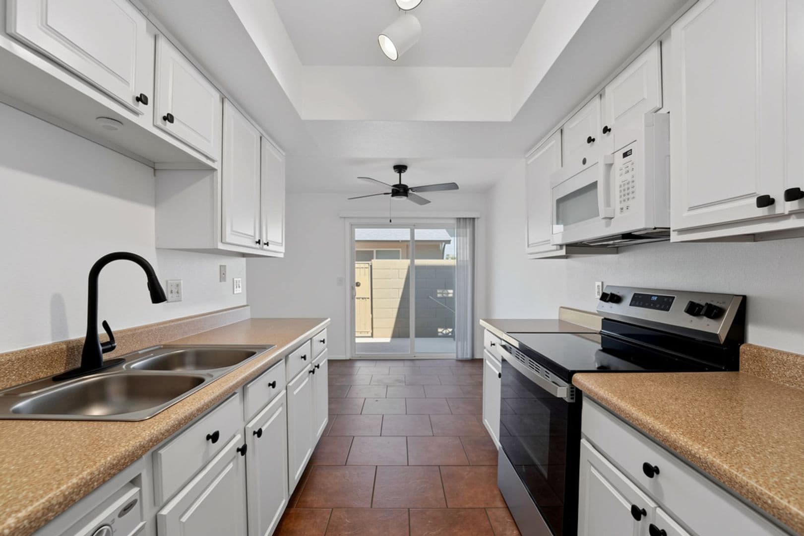 Scottsdale Townhome: 1336 N 85th pl