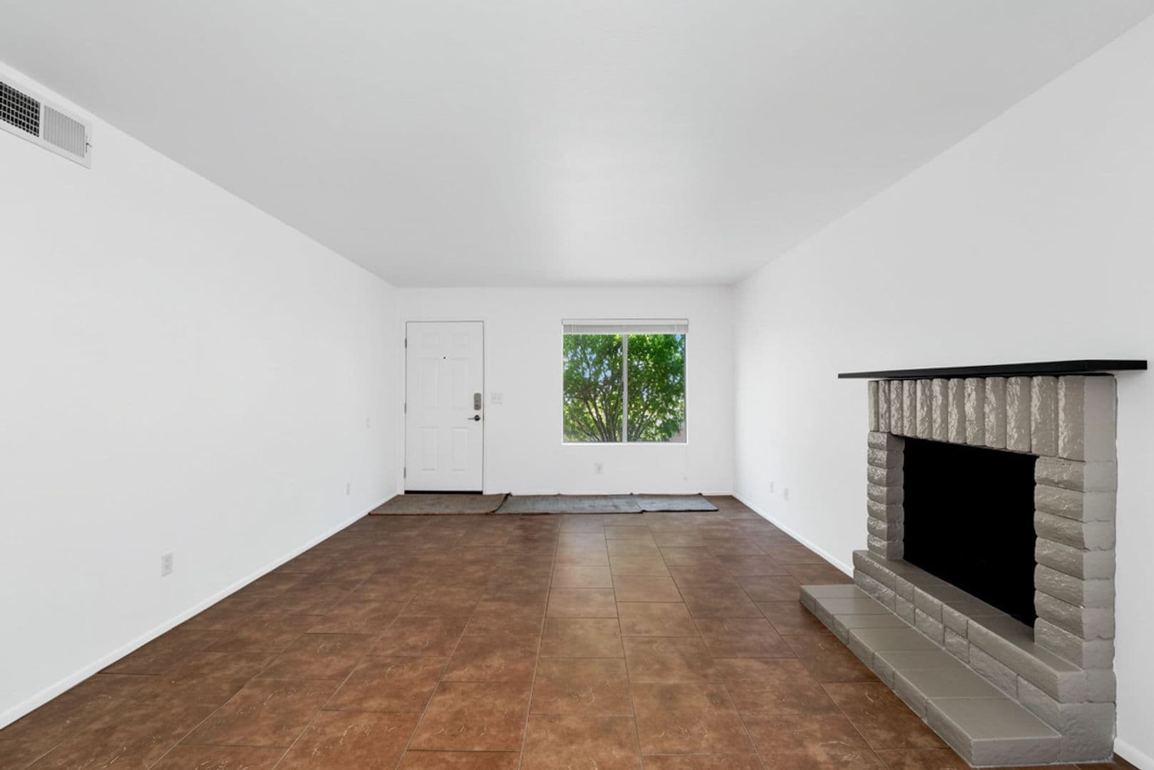 Scottsdale Townhome: 1336 N 85th pl