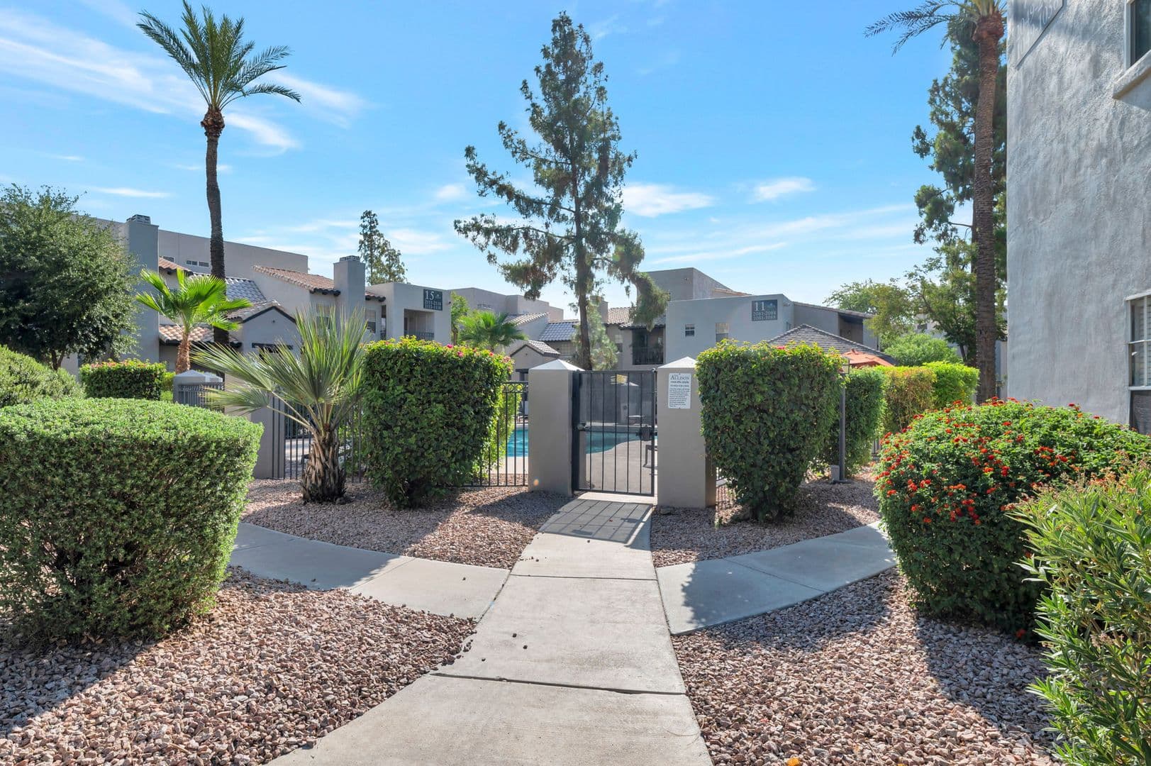 Scottsdale Condo: 14145 N 92nd St