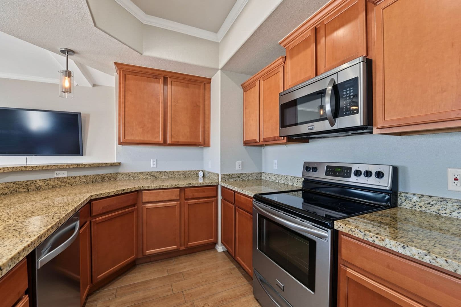 Phoenix Condo: 3236 E Chandler Blvd unit 2075