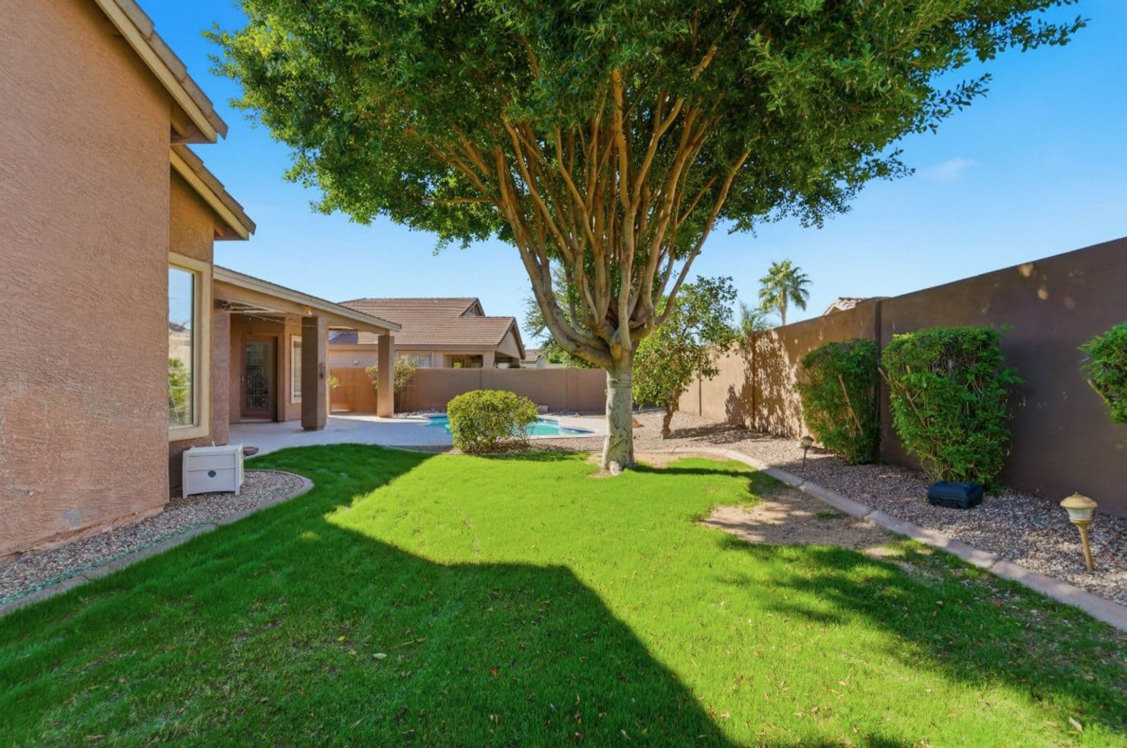 Glendale House: 7180 W Trails Dr