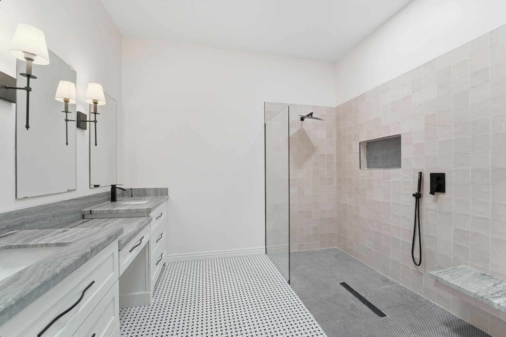 Scottsdale House: 10591 E Saddlehorn Dr