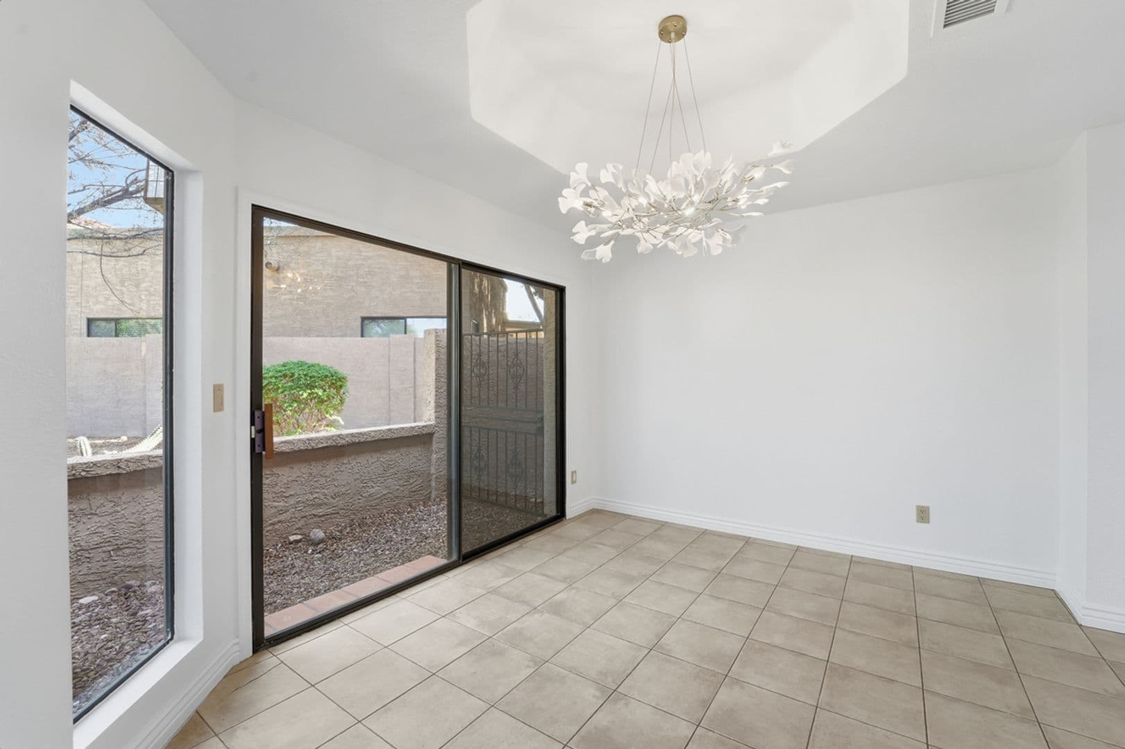 Scottsdale House: 10591 E Saddlehorn Dr