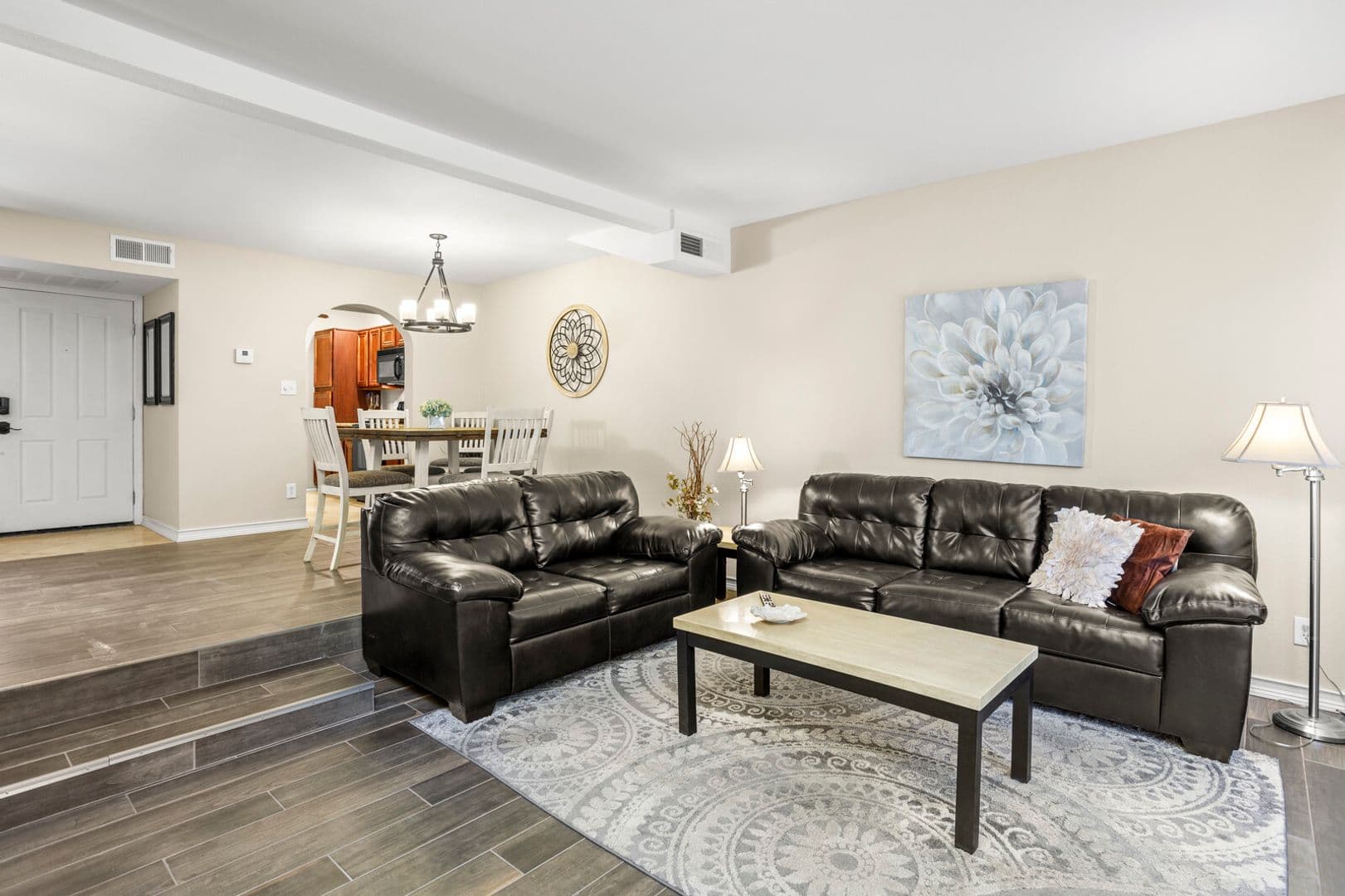 Scottsdale Townhome: 10115 E. Mountain View Rd Unit 1078