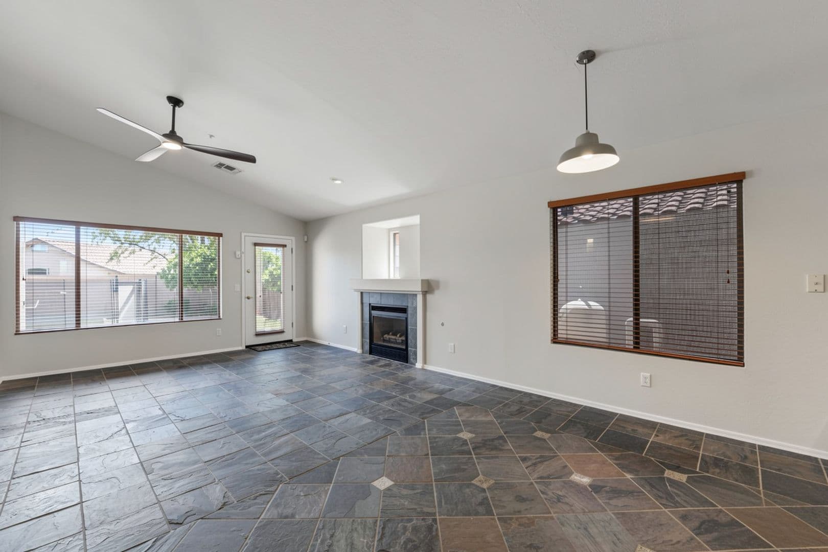 Scottsdale House: 10279 E Hillery Dr