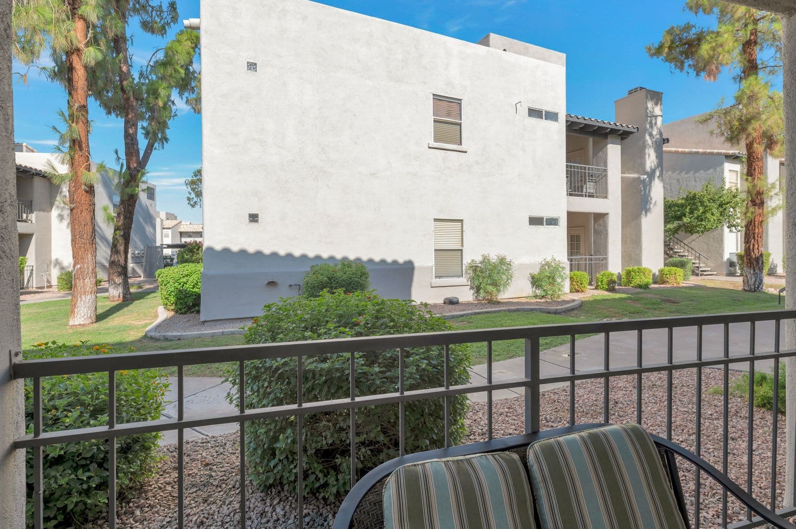 Scottsdale Condo: 14145 N 92nd St